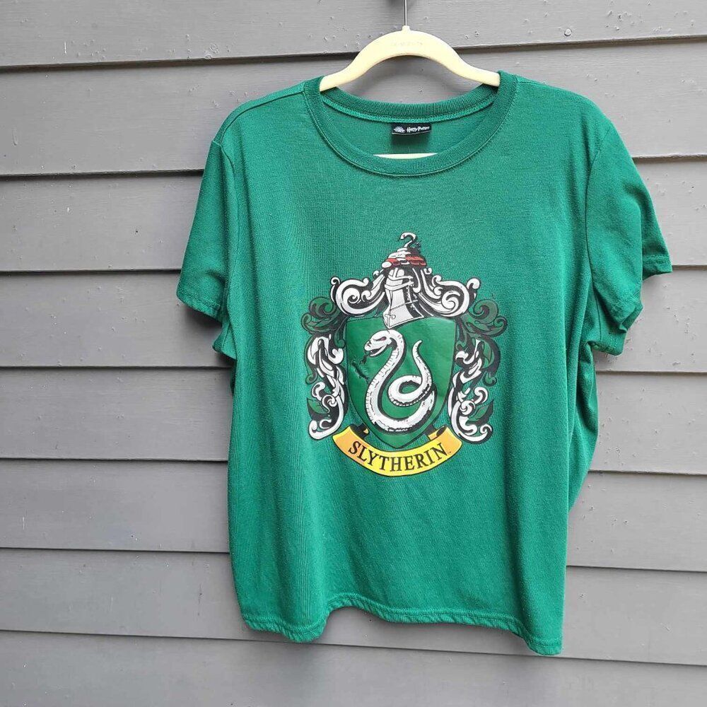 Harry Potter Wizarding World Green Slitherin Tee Shirt  See Measurements